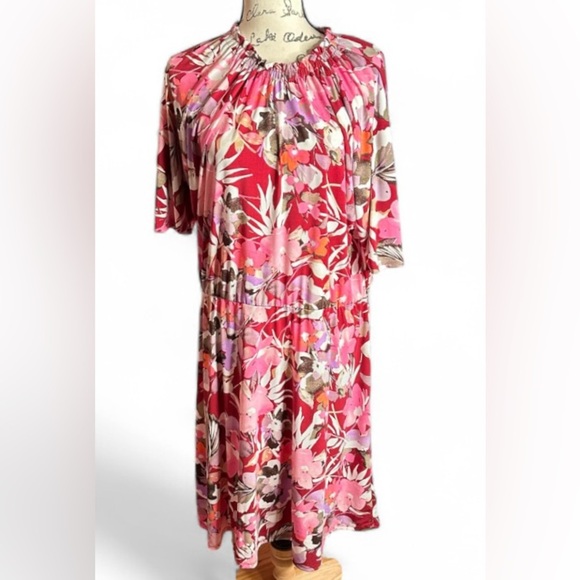 Maggy London Pink Floral Midi Dress - Picture 3 of 7